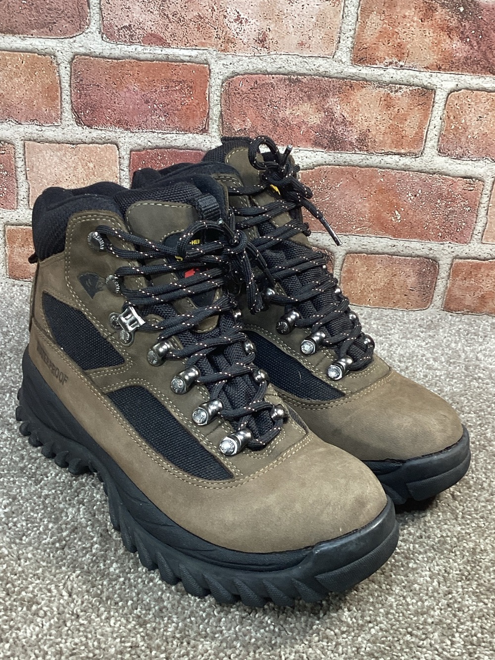 Herman Survivors men’s waterproof hiking work utility boots size 7